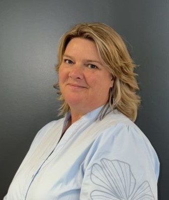 E.K. (Elly) van Hoogen
